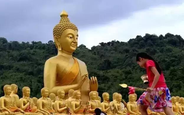 今日佛吉祥日暨卫塞节_|_感念佛恩，愿自他一切圆满吉祥！