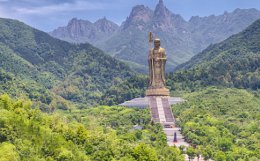 持念地藏菩萨圣号，能得到西方三圣的接引吗？