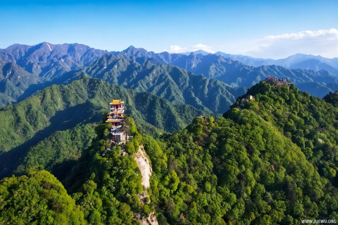 终南神秀南五台 -灵应台，耸立在云端之上